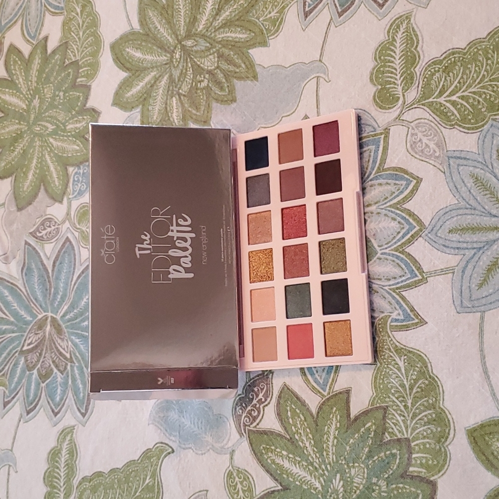 Eyeshadow palette